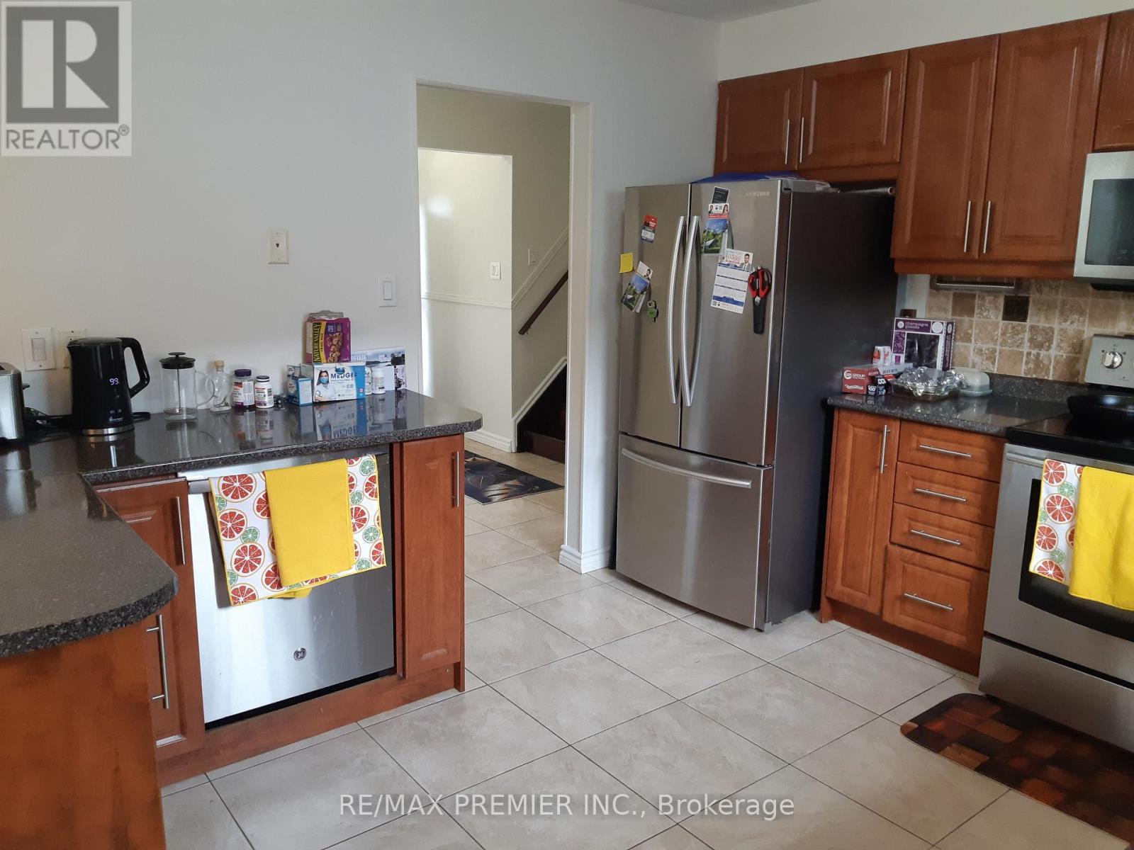 32 Dunblaine Crescent, Brampton (Southgate), Ontario  L6T 3H2 - Photo 20 - W12310937