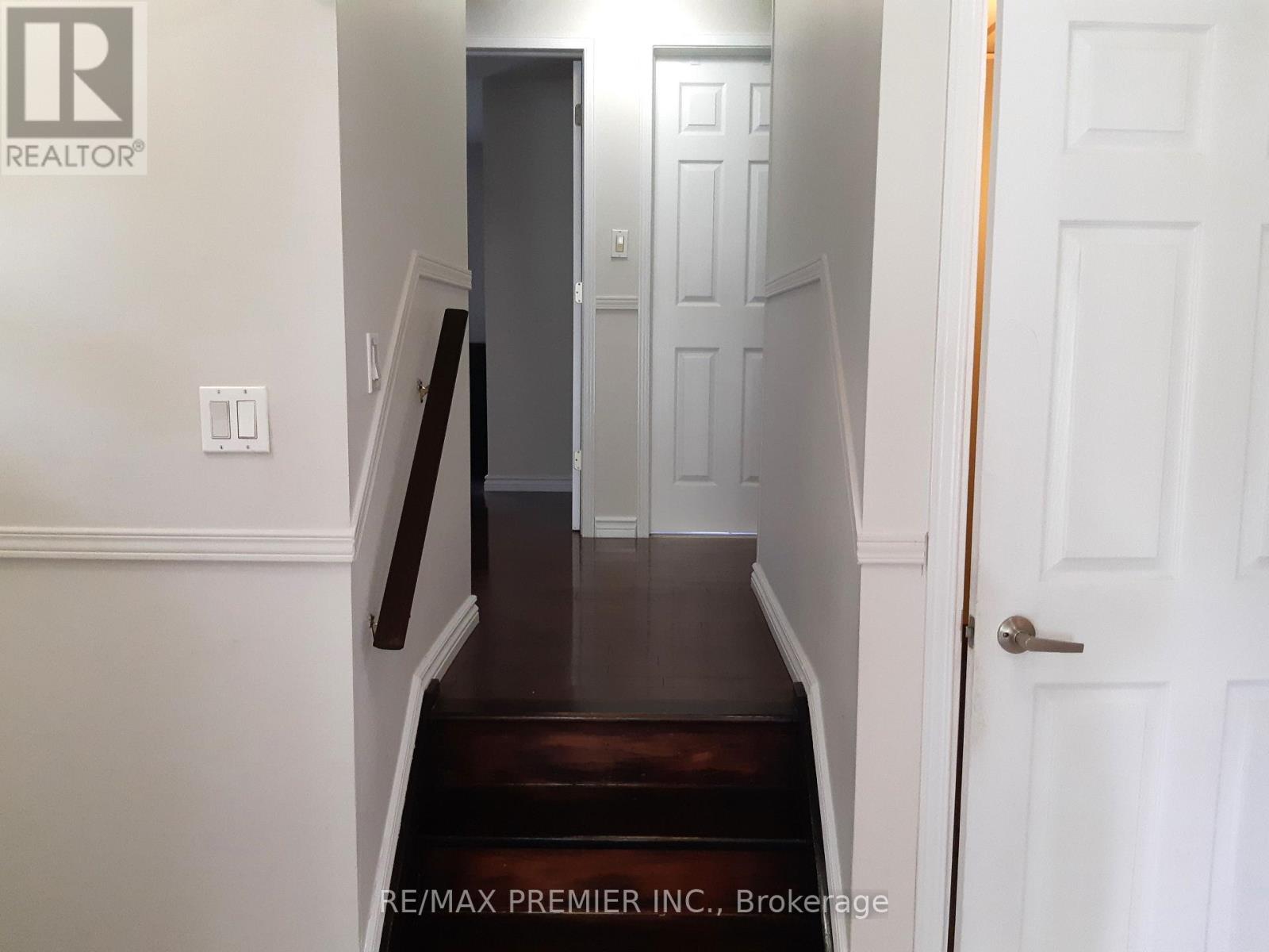 32 Dunblaine Crescent, Brampton (Southgate), Ontario  L6T 3H2 - Photo 22 - W12310937