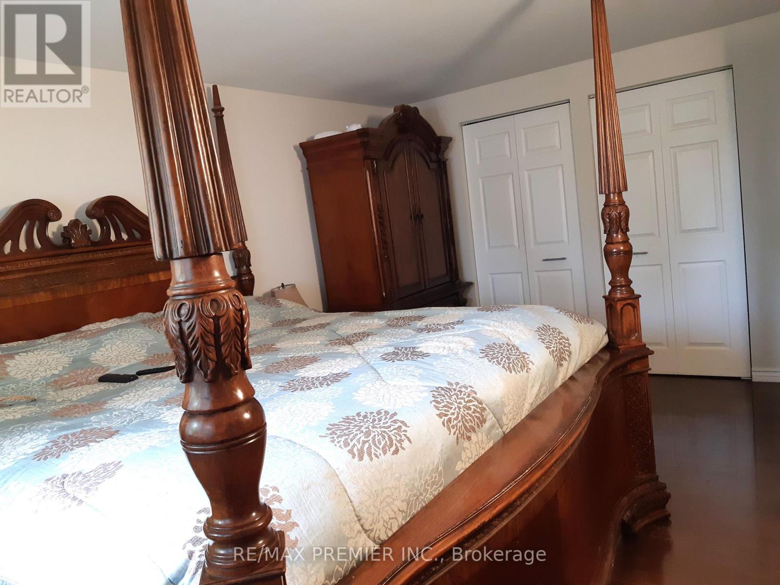 32 Dunblaine Crescent, Brampton (Southgate), Ontario  L6T 3H2 - Photo 24 - W12310937