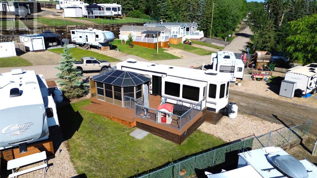 31, 25054 South Pine Lake Road, Rural Red Deer County, Alberta  T0M 1R0 - Photo 1 - A2203140
