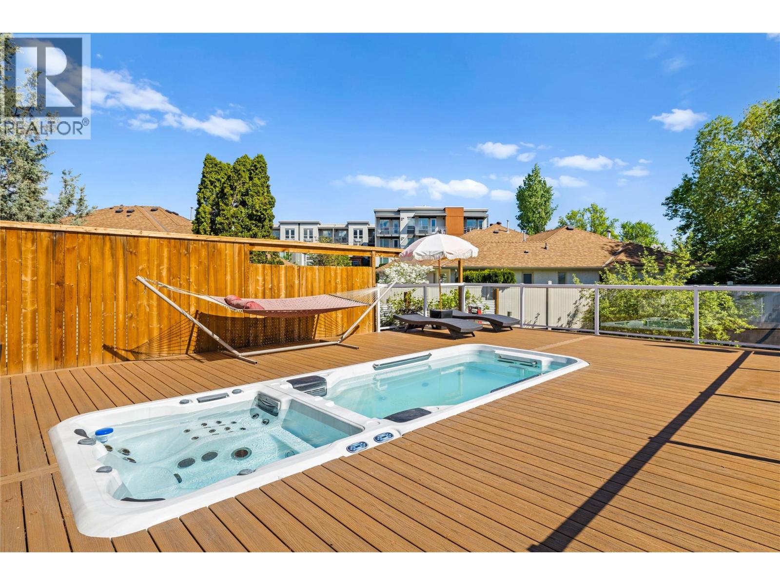 624 Armour Crescent Kelowna Photo 2