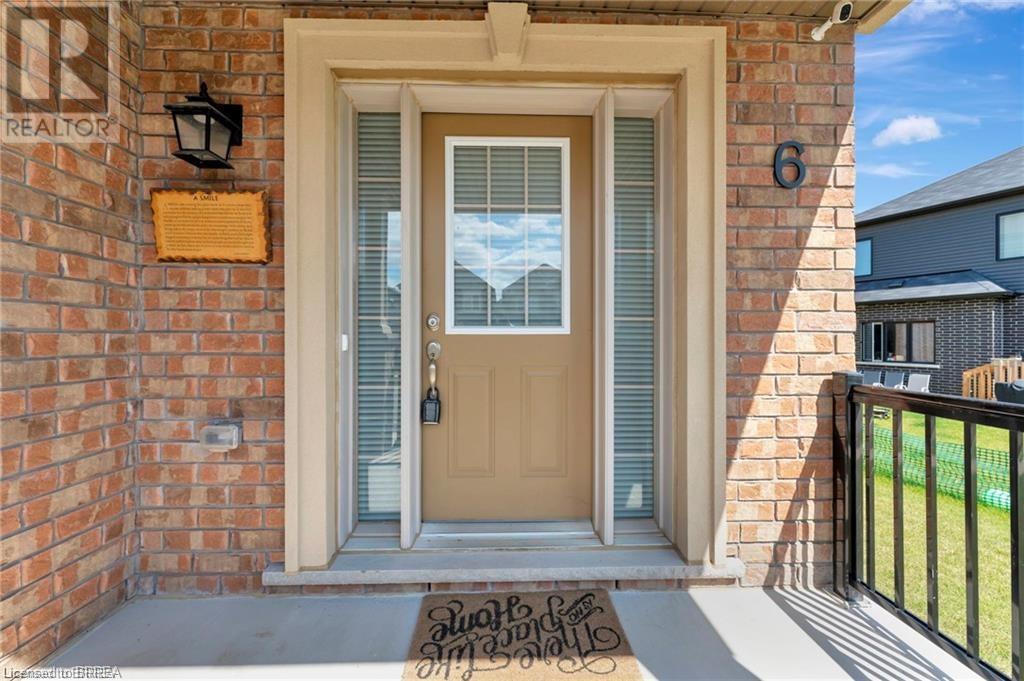 6 Tarrison Street, Brantford, Ontario  N3V 0B1 - Photo 4 - 40755326