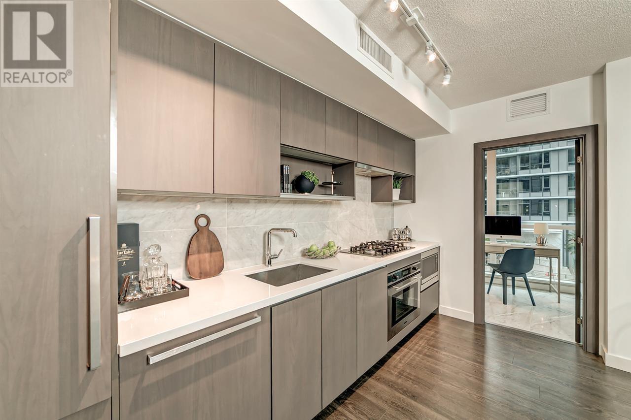 Property at 608 68 SMITHE STREET image 3