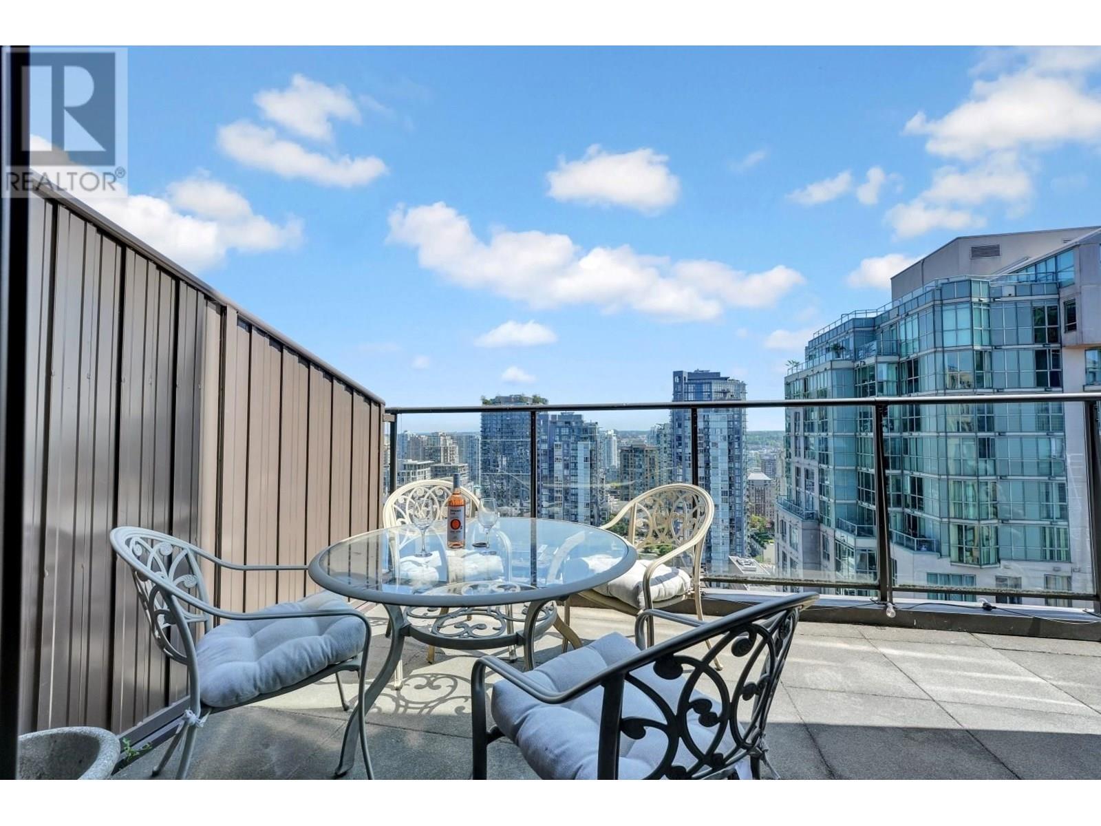 2703 1189 HOWE STREET, Vancouver, British Columbia
