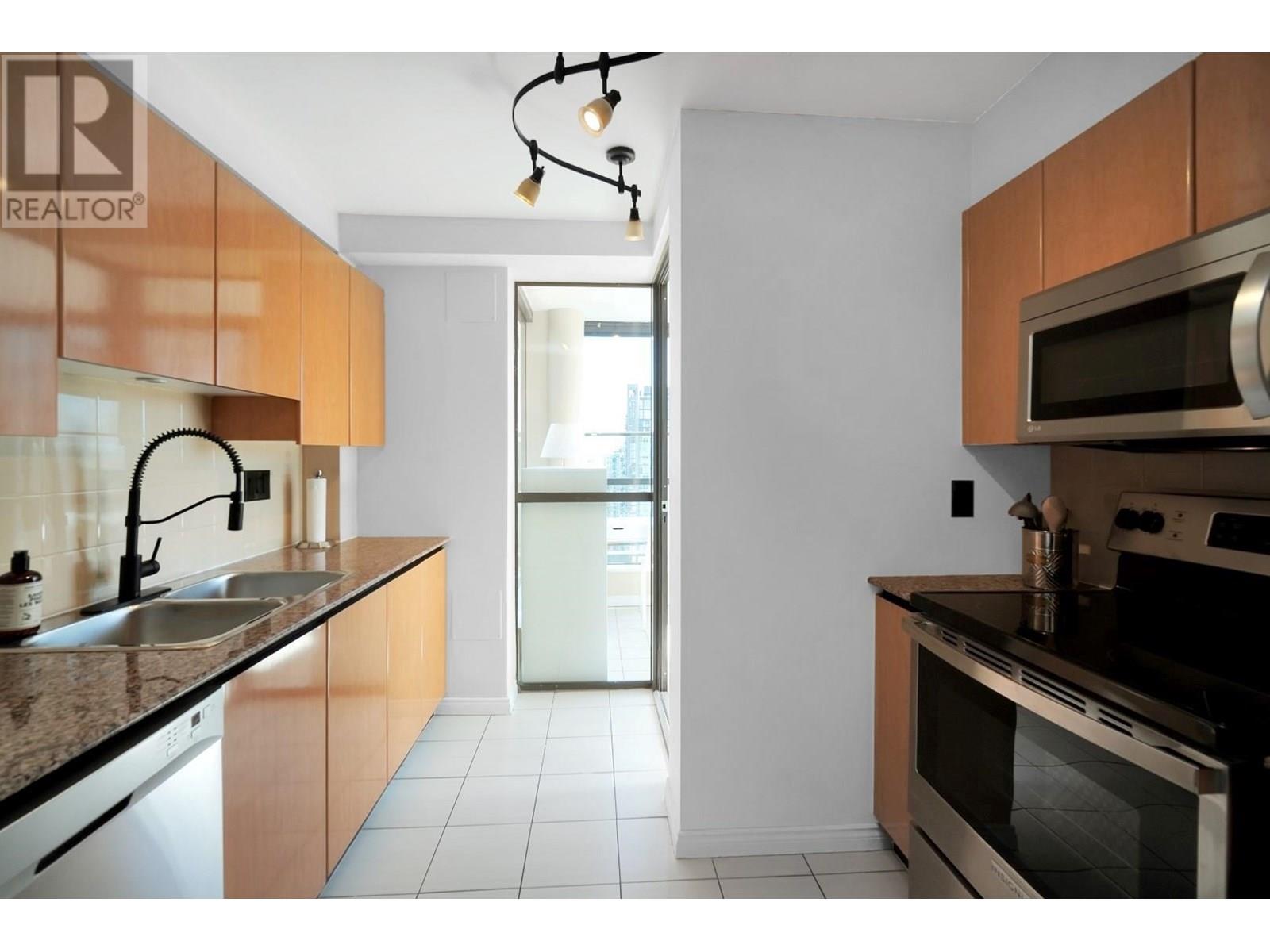 2703 1189 Howe Street, Vancouver, British Columbia  V6Z 2X4 - Photo 12 - R3031142