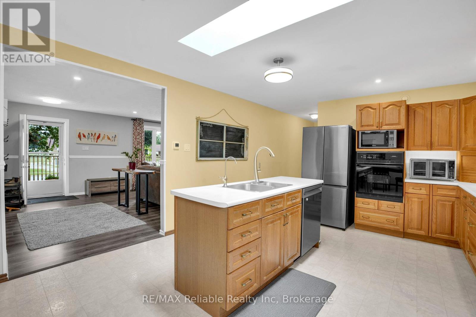 164 Sills Street, Huron East, Ontario  N0K 1W0 - Photo 16 - X12311065