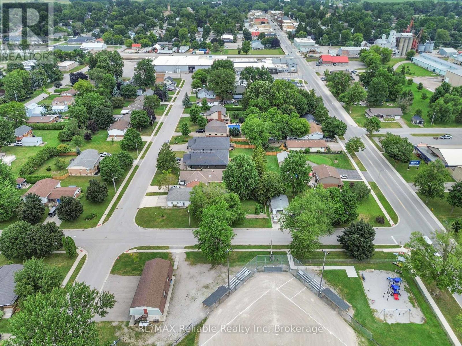 164 Sills Street, Huron East, Ontario  N0K 1W0 - Photo 41 - X12311065