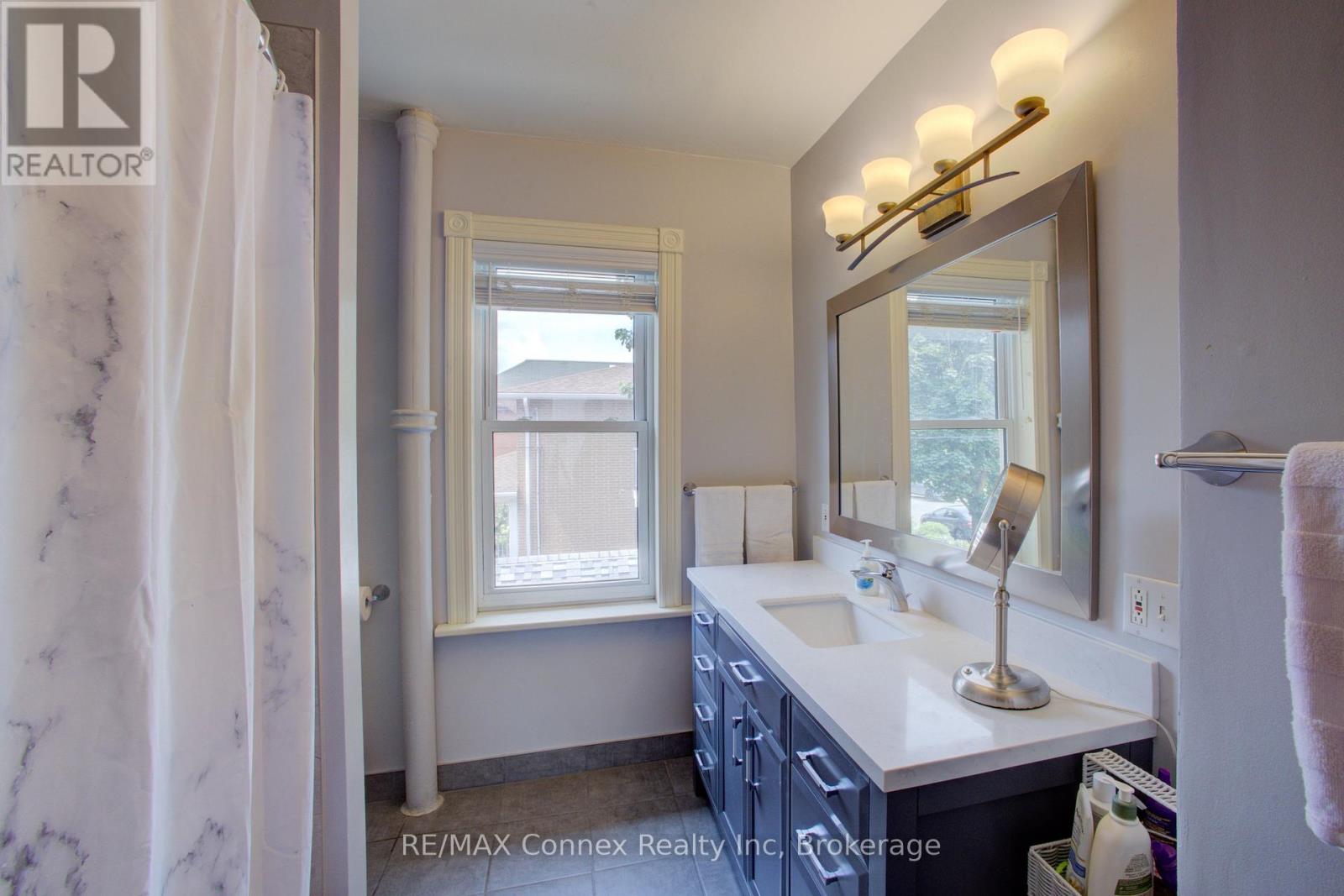 120 Harris Street, Guelph, Ontario  N1E 5T1 - Photo 27 - X12311075