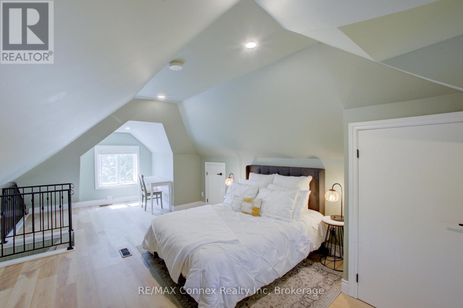 120 Harris Street, Guelph, Ontario  N1E 5T1 - Photo 33 - X12311075