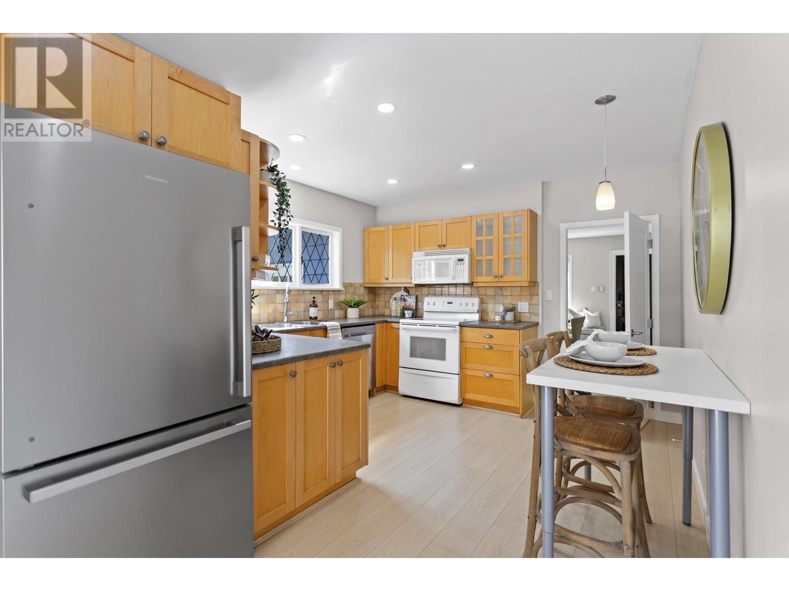 1232 W 21st Street, North Vancouver, British Columbia  V7P 2C9 - Photo 14 - R3031129