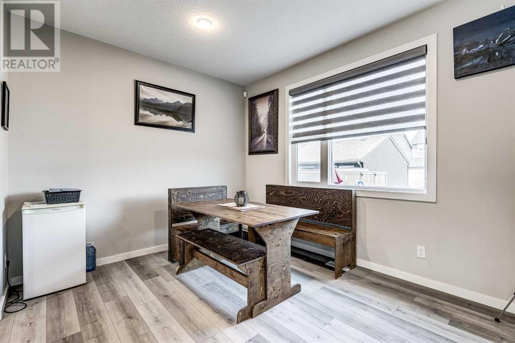 Property at 159 Highview Gate SE image 5