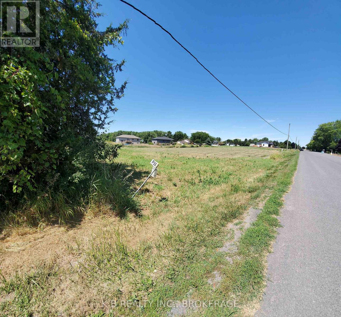 129 Bayview Drive, Greater Napanee, Ontario  K7R 3K8 - Photo 4 - X12268079