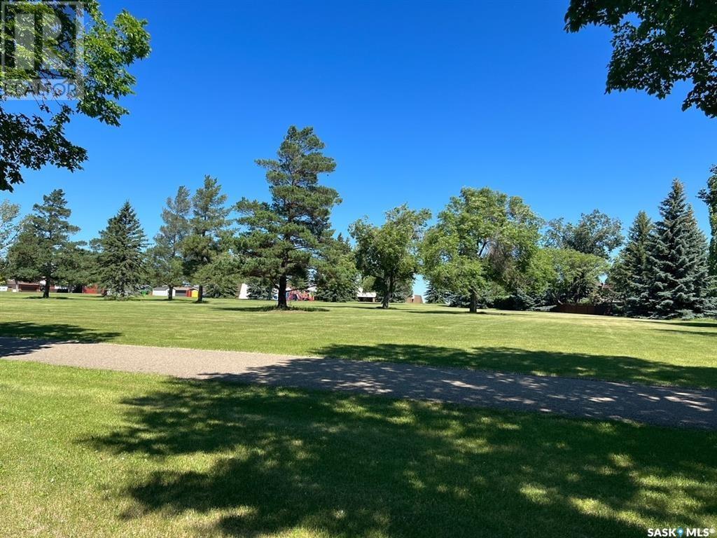 215 Pelletier Drive, Swift Current, Saskatchewan  S9H 4K3 - Photo 16 - SK013956