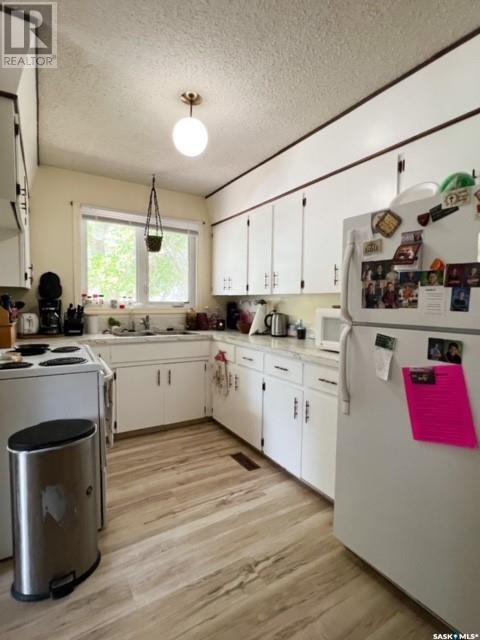 215 Pelletier Drive, Swift Current, Saskatchewan  S9H 4K3 - Photo 20 - SK013956