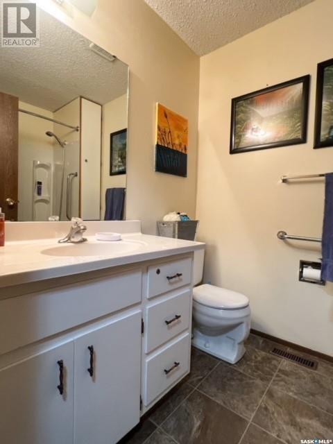 215 Pelletier Drive, Swift Current, Saskatchewan  S9H 4K3 - Photo 23 - SK013956