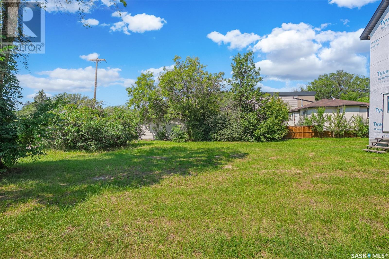 539 H Avenue S, Saskatoon, Saskatchewan  S7M 1W7 - Photo 4 - SK013942