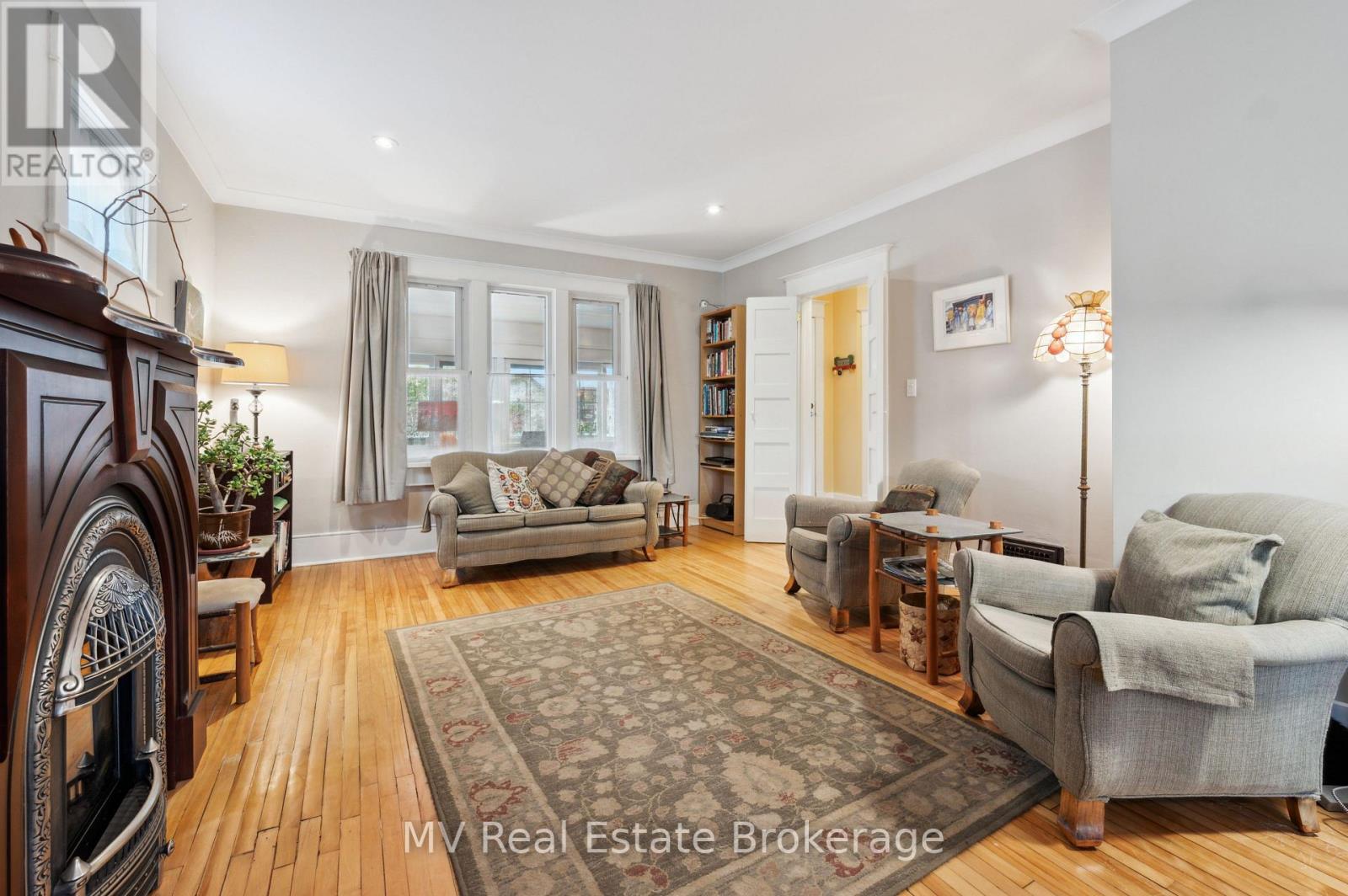 270 St Andrew Street E, Centre Wellington, Ontario  N1M 1R1 - Photo 11 - X12295612