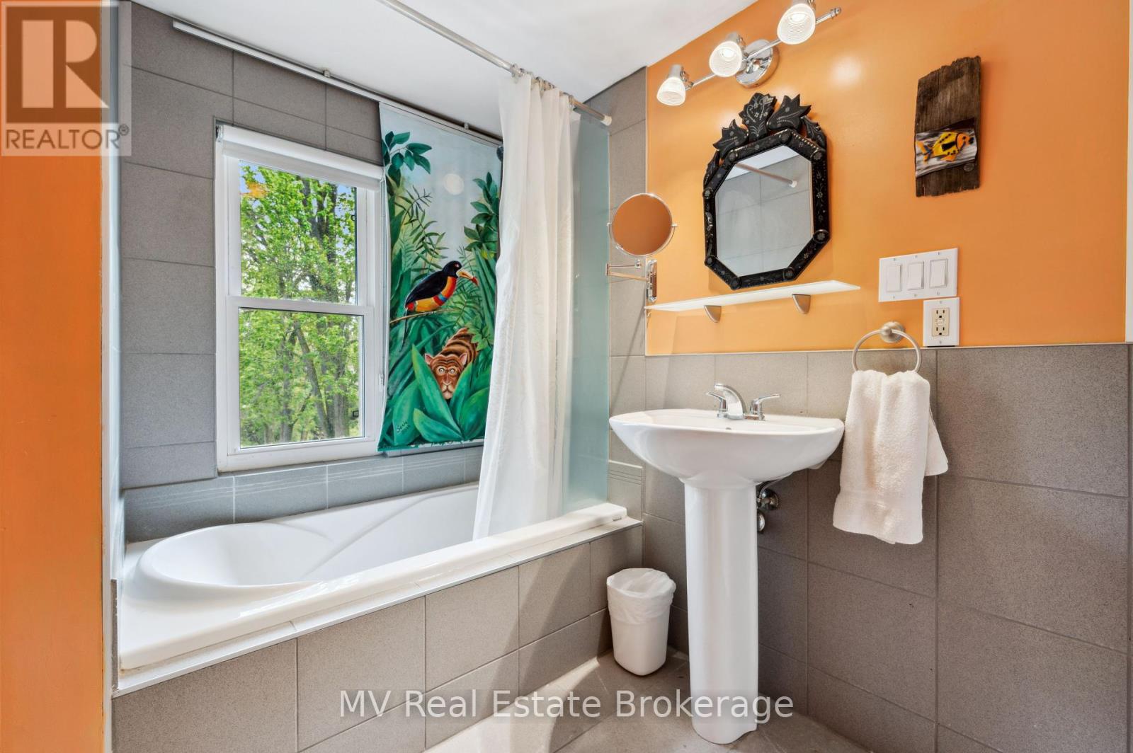 270 St Andrew Street E, Centre Wellington, Ontario  N1M 1R1 - Photo 28 - X12295612