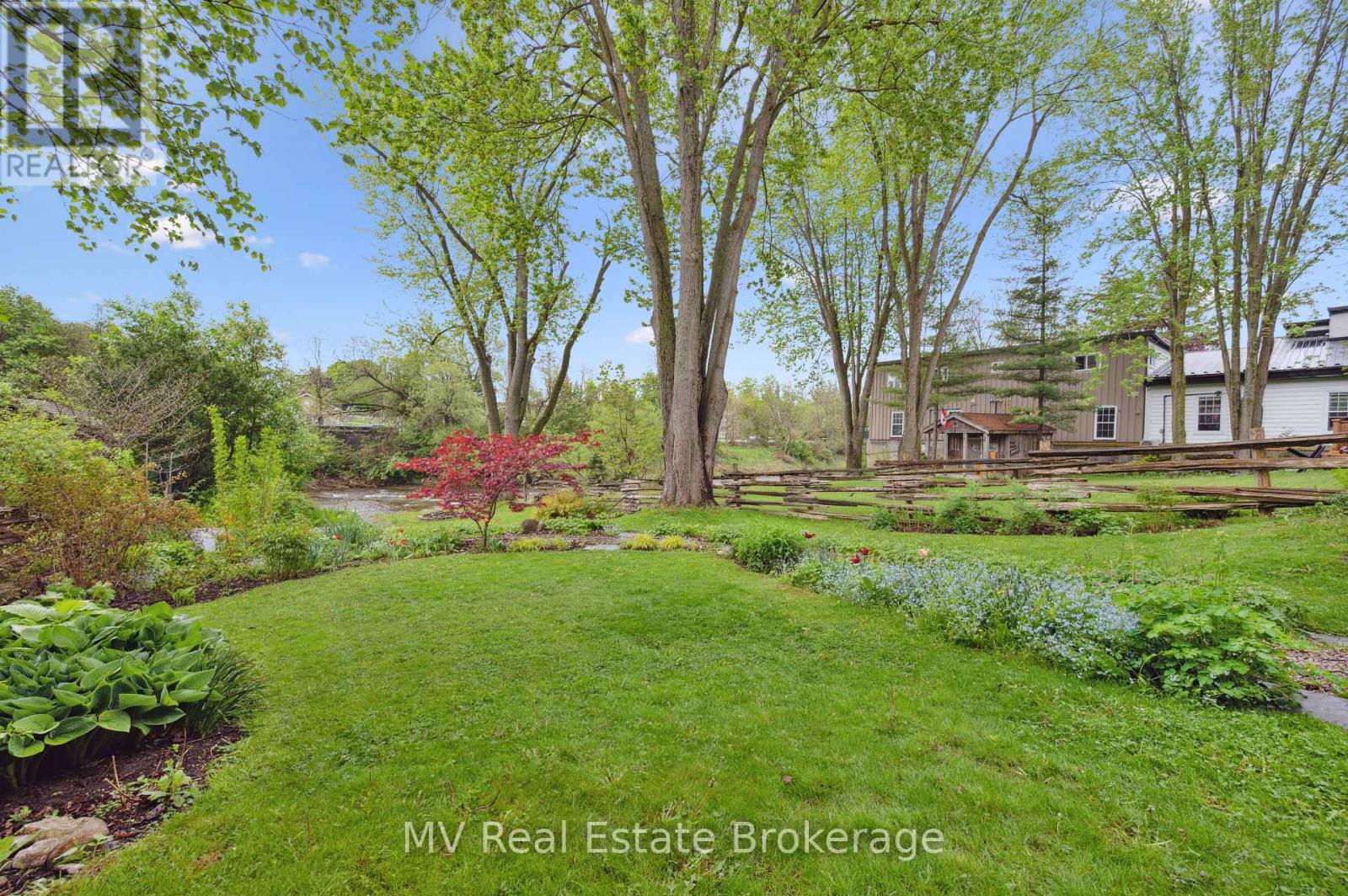 270 St Andrew Street E, Centre Wellington, Ontario  N1M 1R1 - Photo 36 - X12295612