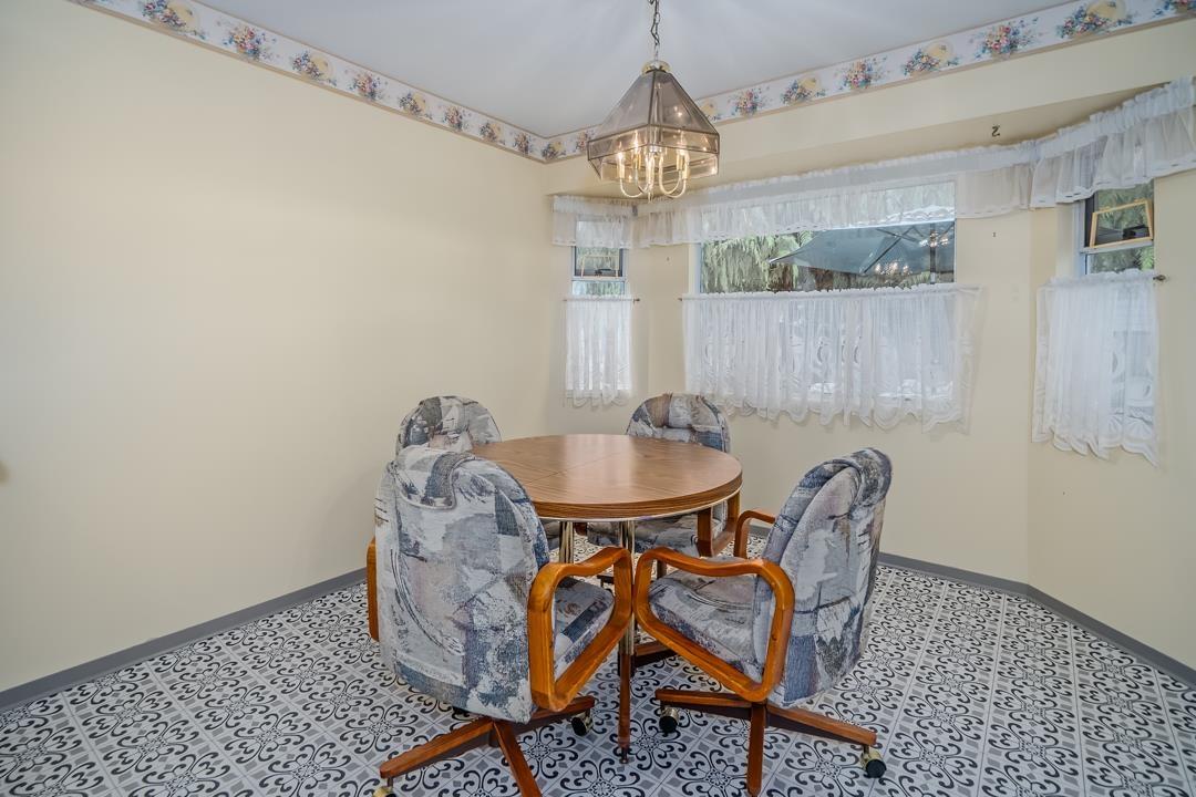 9131 212a Place, Langley, British Columbia  V1M 1K1 - Photo 6 - R3031213