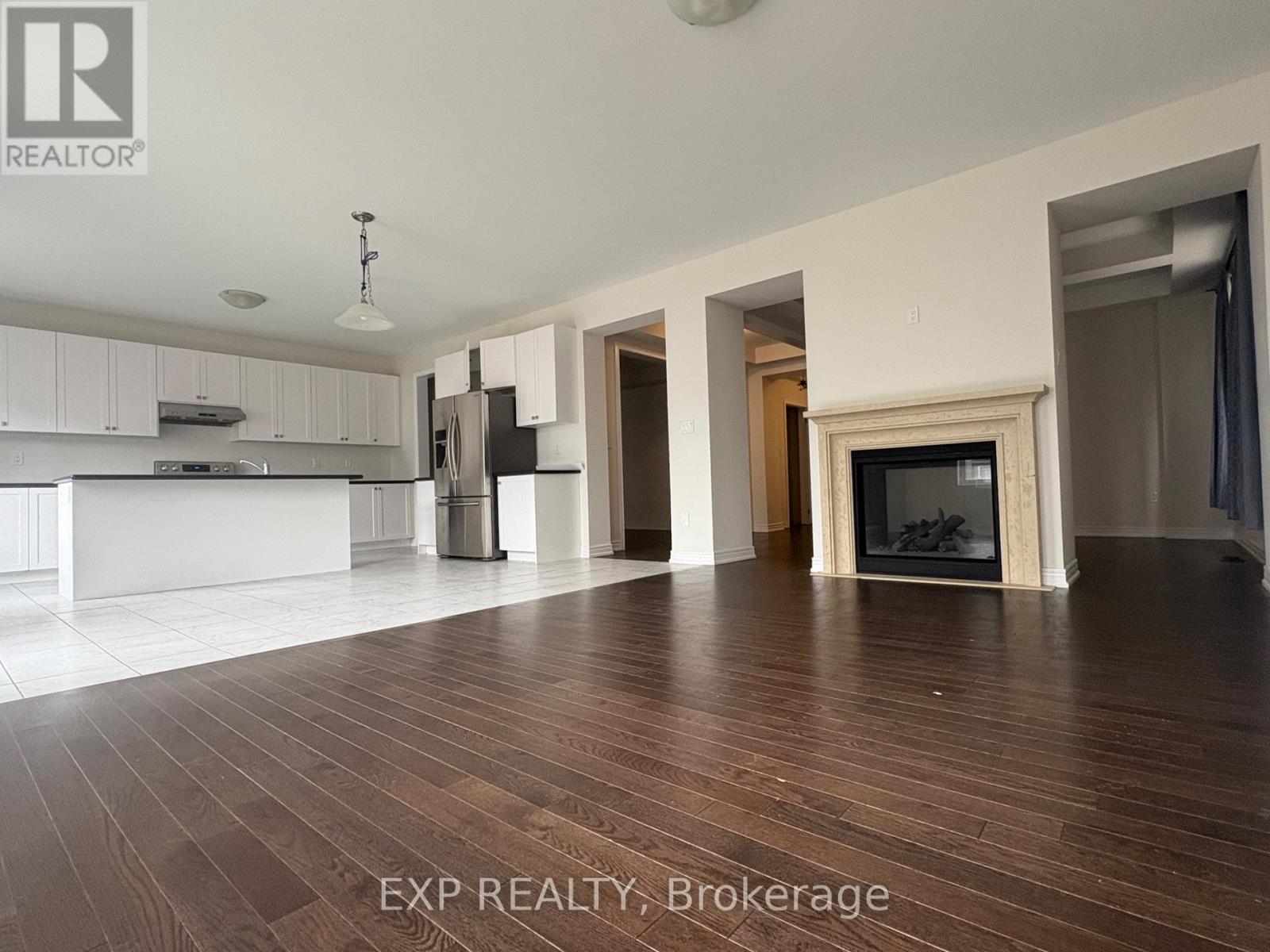 14 Alistair Crescent, Vaughan, Ontario  L0J 1C0 - Photo 3 - N12311096