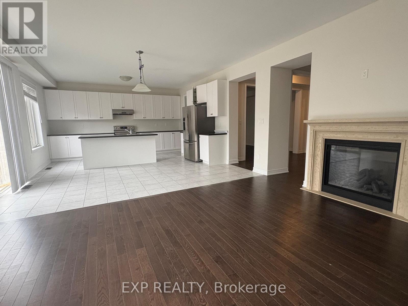14 Alistair Crescent, Vaughan, Ontario  L0J 1C0 - Photo 7 - N12311096