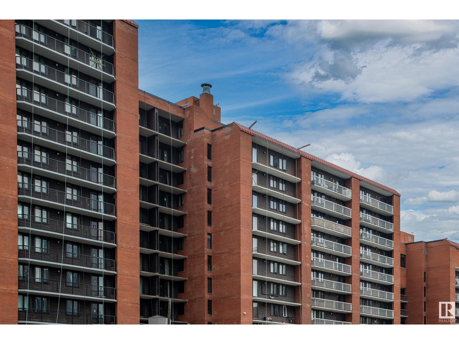 #703 10145 109 St Nw, Edmonton, Alberta  T5J 3M5 - Photo 1 - E4450069