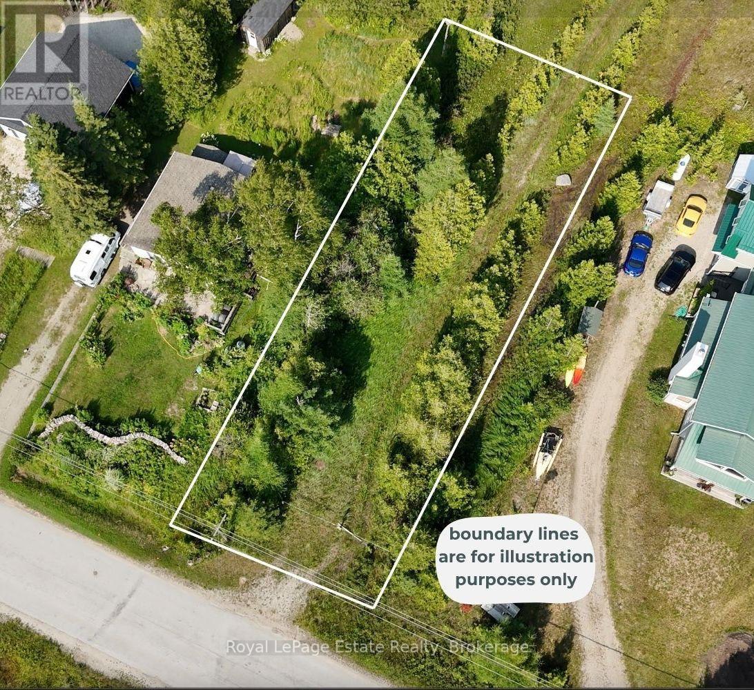 267 Bay Street, South Bruce Peninsula, Ontario  N0H 2T0 - Photo 3 - X12311148