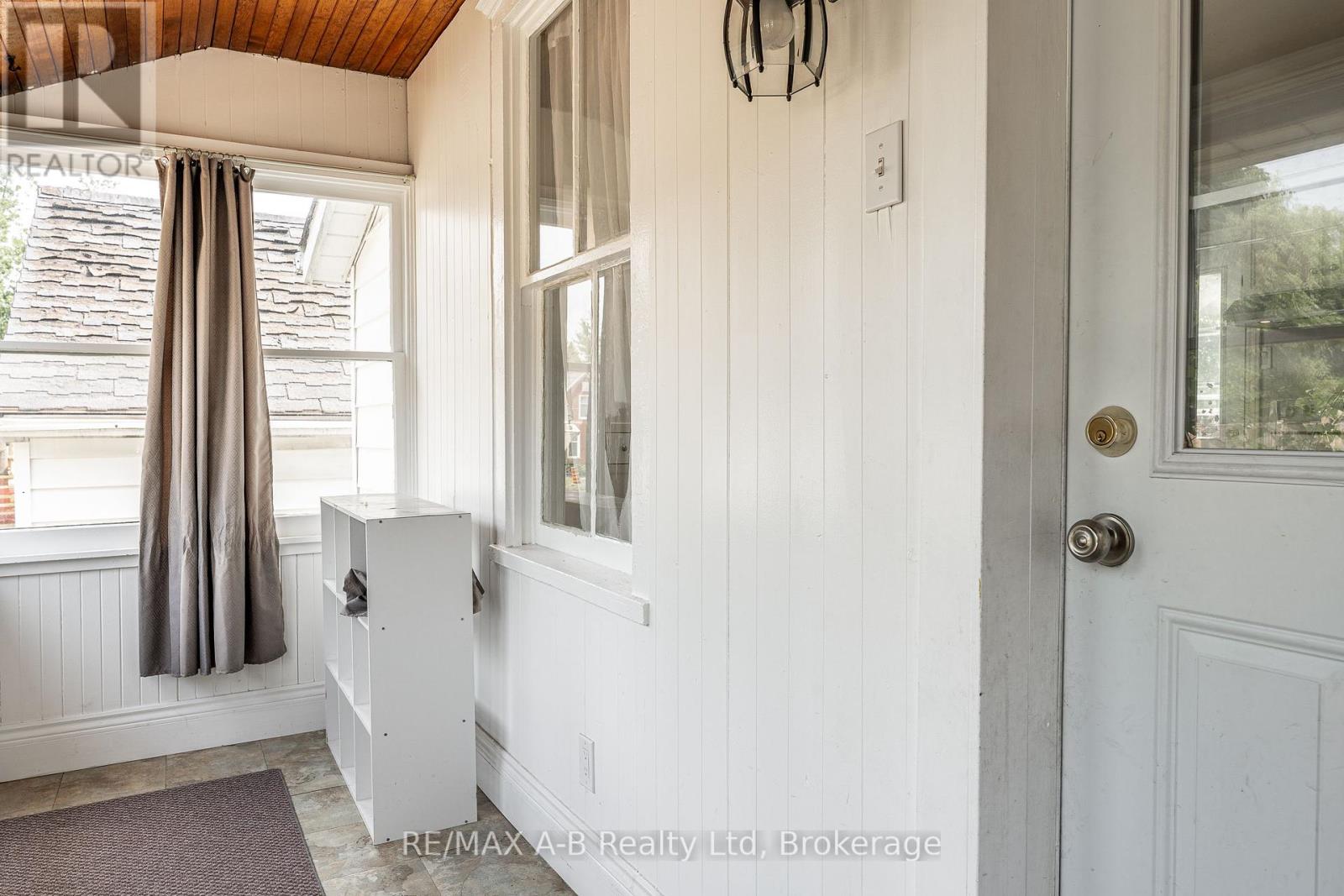 773 Rathbourne Avenue, Woodstock, Ontario  N4S 4L8 - Photo 26 - X12311198
