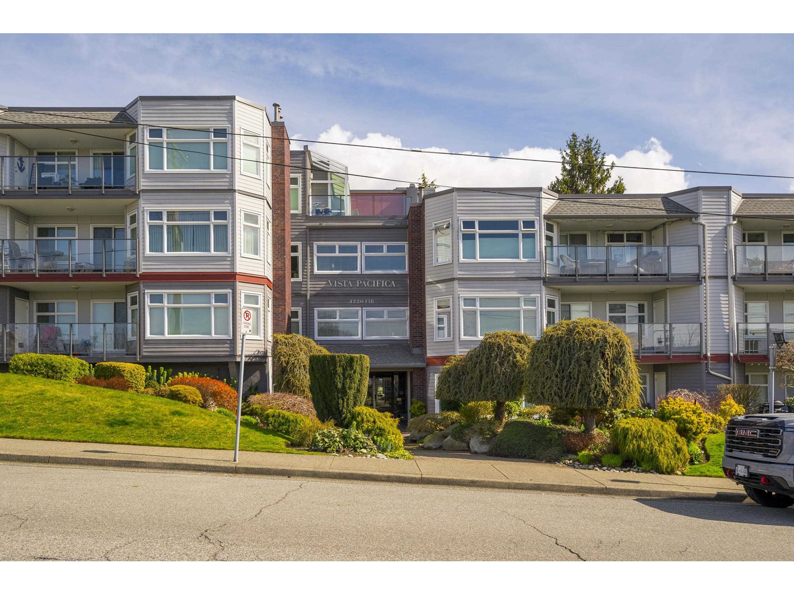 Property at 308 1220 FIR STREET image 1