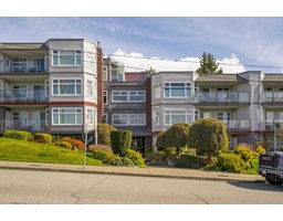<div class="price">$549,000</div> 308 1220 Fir Street, White Rock<br><div style="margin-bottom:8px;"><small>RE/MAX Treeland Realty</small></div><div class='bed_bath'>2 Bed | 2 Bath</div>