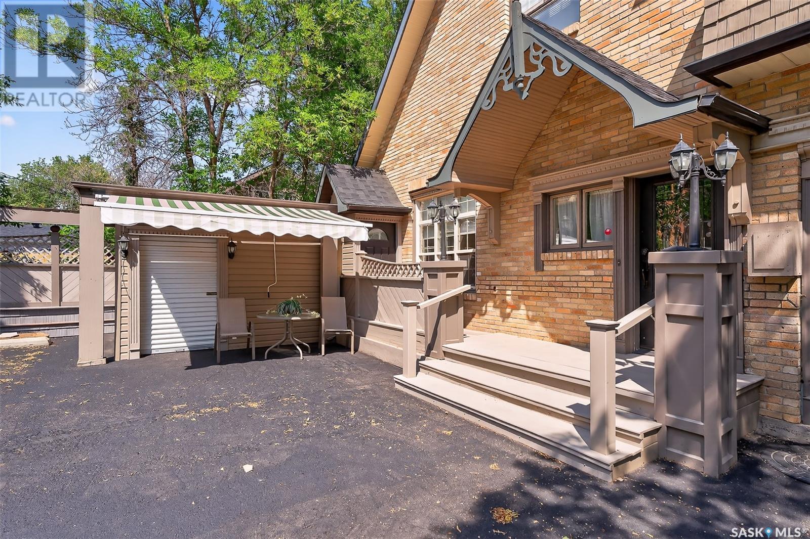 220 Hall Street W, Moose Jaw, Saskatchewan  S6H 2R3 - Photo 4 - SK013957