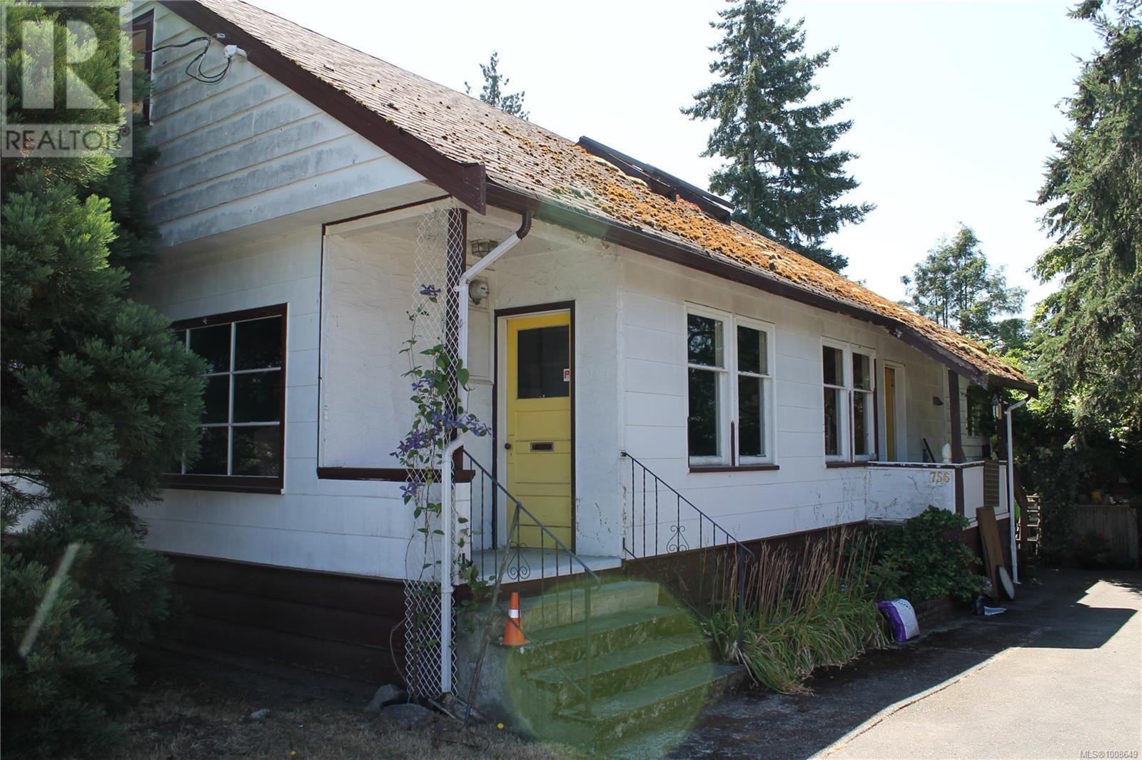 Property at 756 Marchmont Rd image 2
