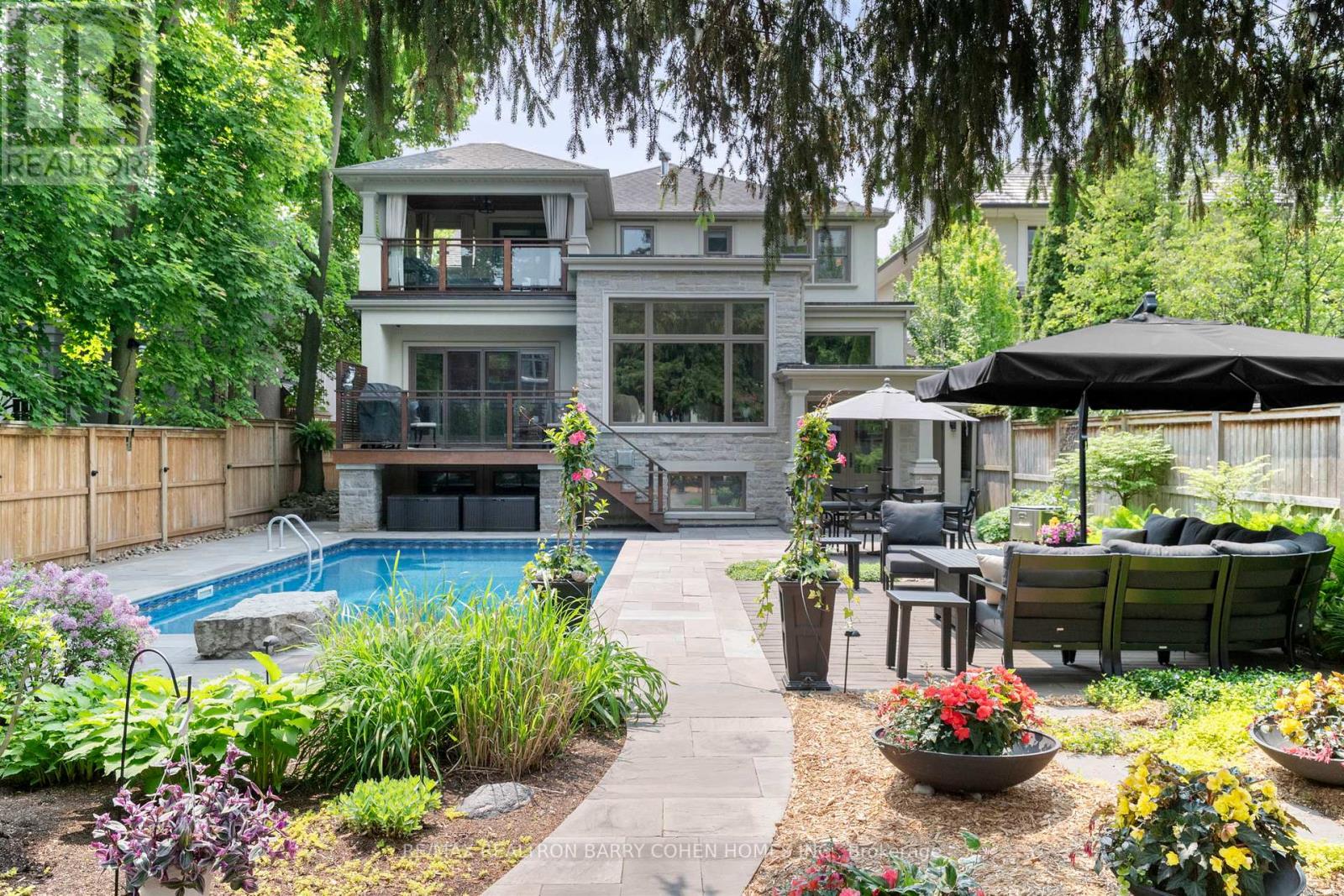 72 Teddington Park Avenue, Toronto, Ontario  M4N 2C6 - Photo 36 - C12311216