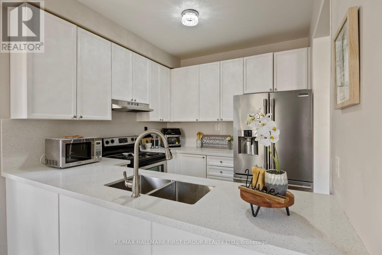 35 Salt Drive, Ajax (South East), Ontario  L1S 7P5 - Photo 17 - E12311219