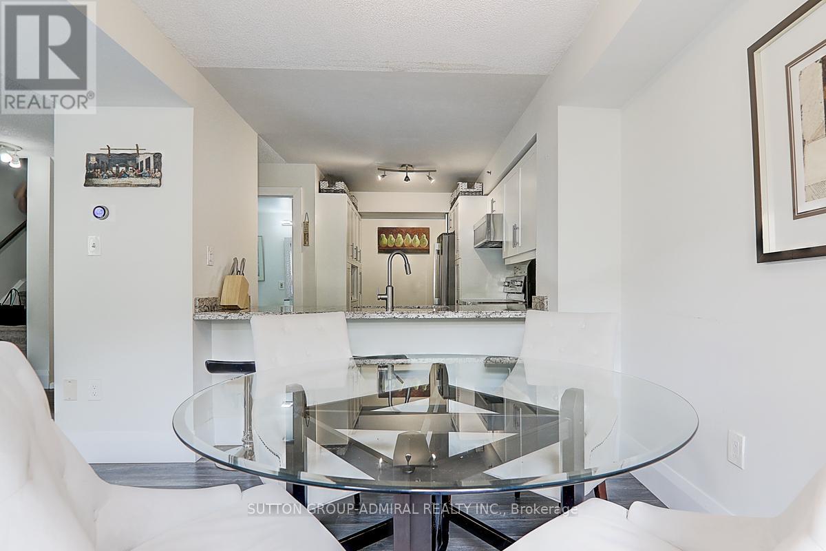 838 - 75 Weldrick Road E, Richmond Hill, Ontario  L4C 0H9 - Photo 11 - N12311178