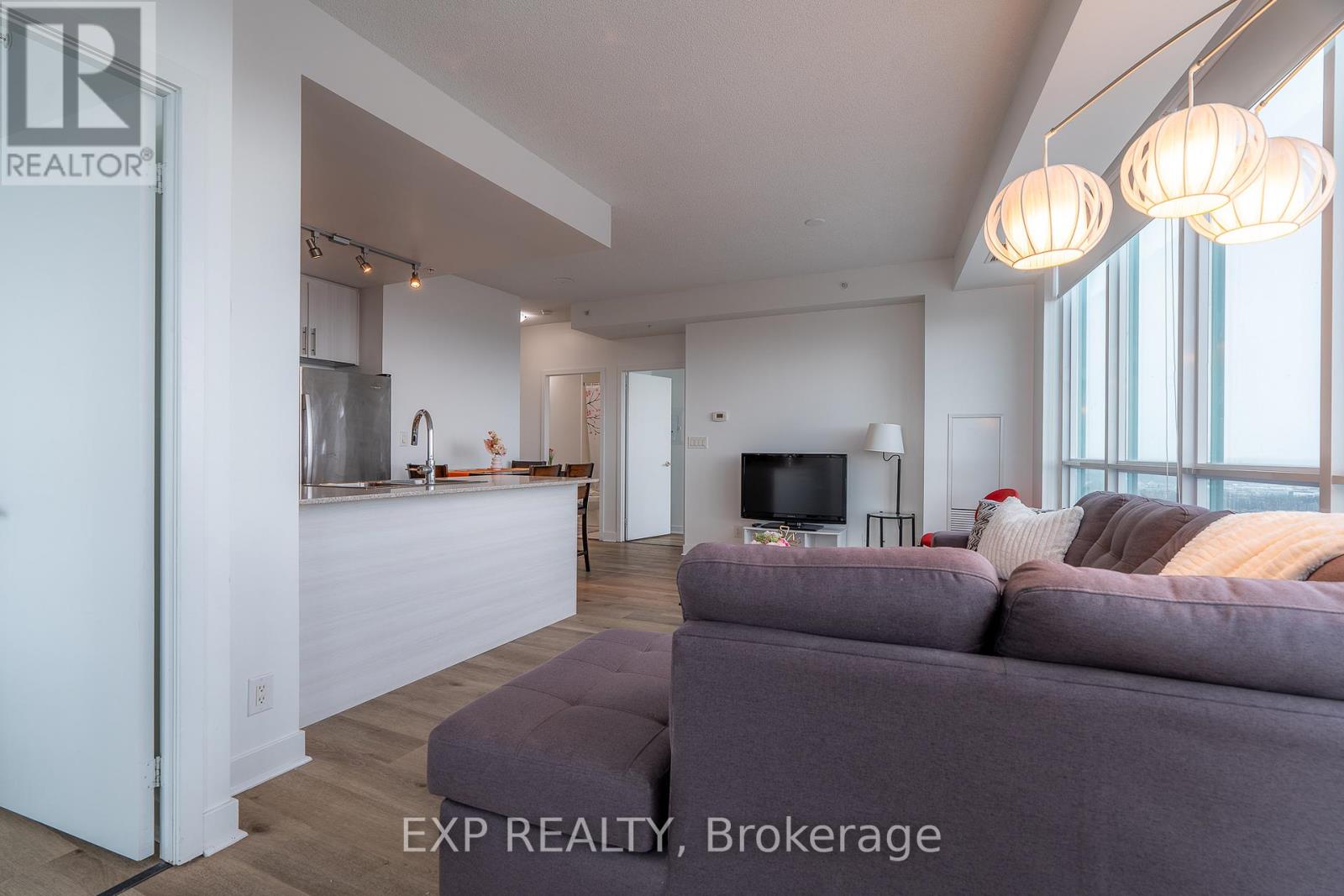2008 - 3985 Grand Park Drive, Mississauga, Ontario  L5B 0H8 - Photo 5 - W12304016