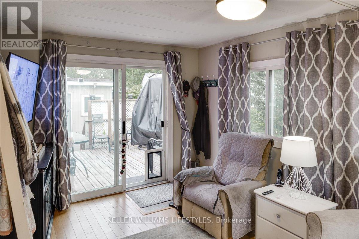 114 Pebble Beach Parkway, South Huron, Ontario  N0M 1T0 - Photo 20 - X12311225