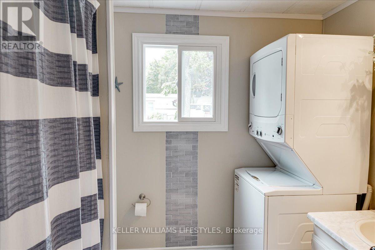114 Pebble Beach Parkway, South Huron, Ontario  N0M 1T0 - Photo 26 - X12311225