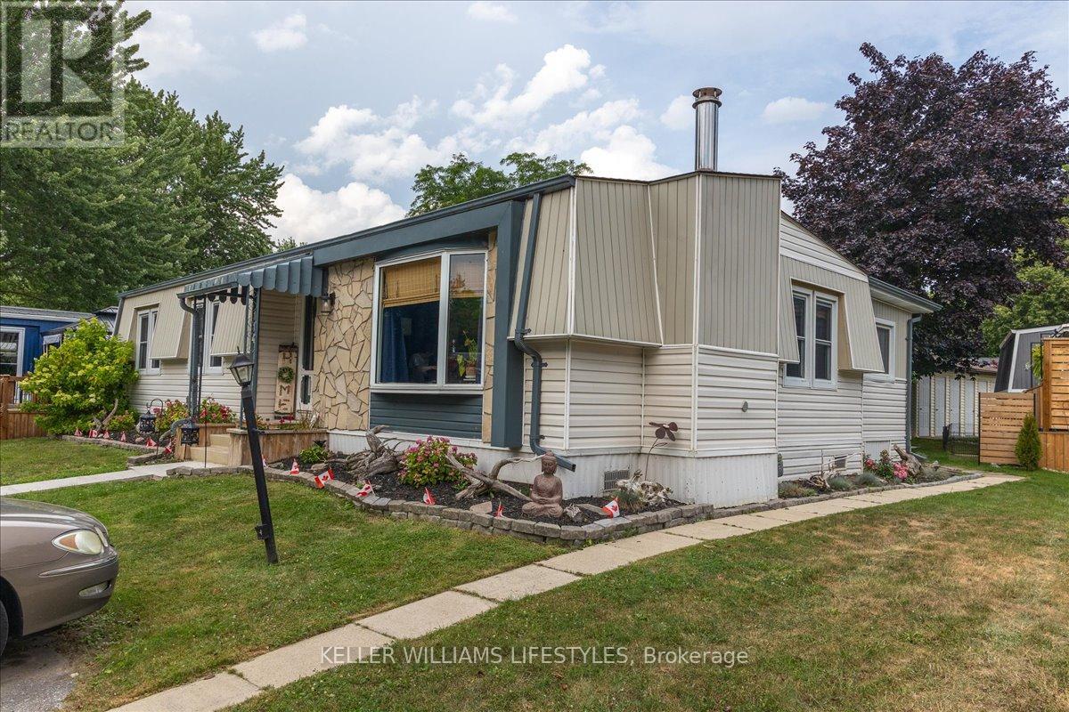 114 Pebble Beach Parkway, South Huron, Ontario  N0M 1T0 - Photo 4 - X12311225