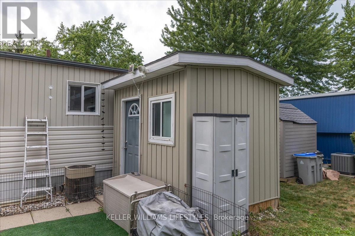 114 Pebble Beach Parkway, South Huron, Ontario  N0M 1T0 - Photo 41 - X12311225