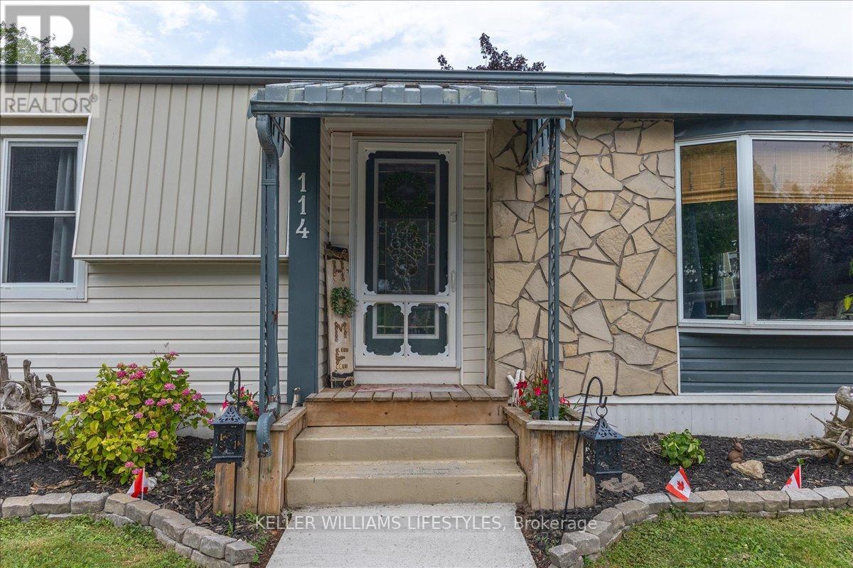 114 Pebble Beach Parkway, South Huron, Ontario  N0M 1T0 - Photo 5 - X12311225