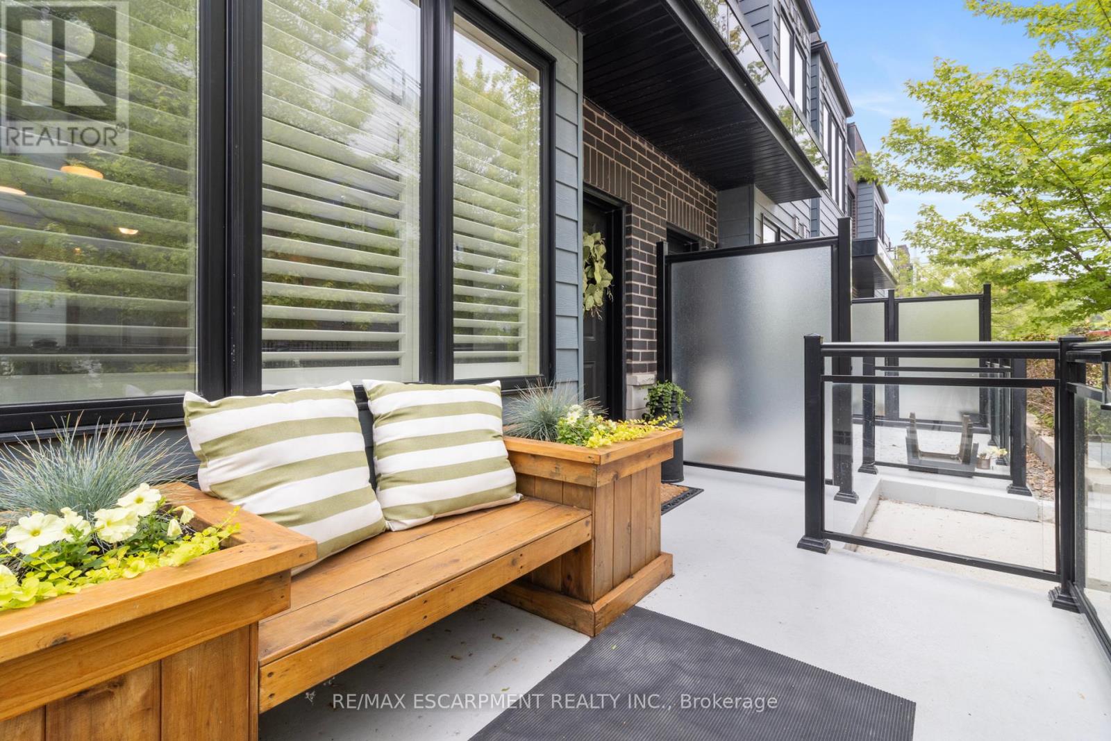 Property at 4 - 2232 BROMSGROVE ROAD image 3