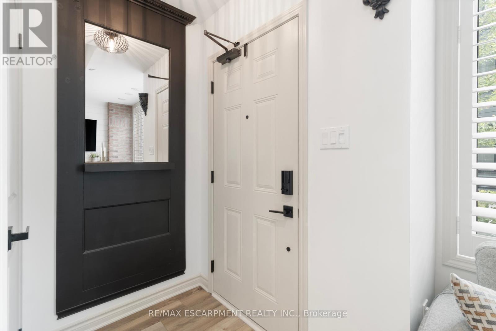 Property at 4 - 2232 BROMSGROVE ROAD image 4