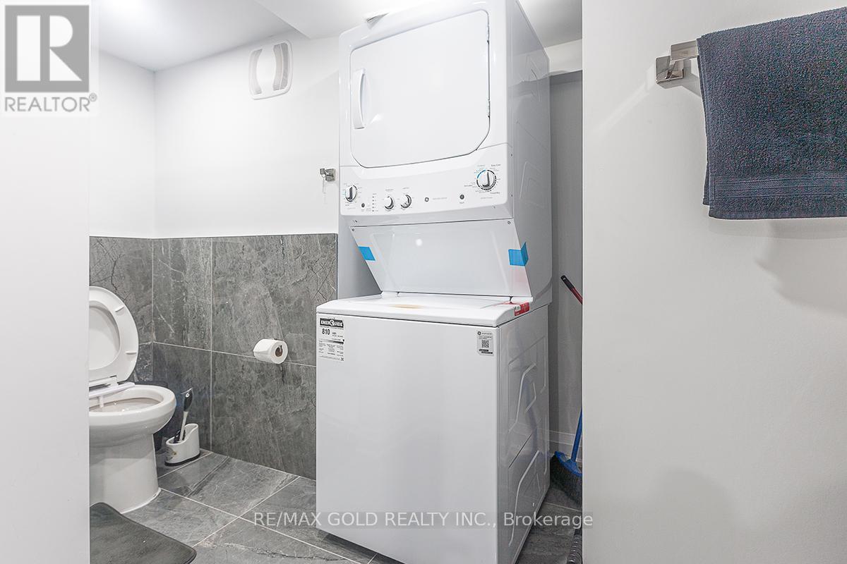 29 Michener Drive, Brampton, Ontario  L6R 4E9 - Photo 27 - W12304713