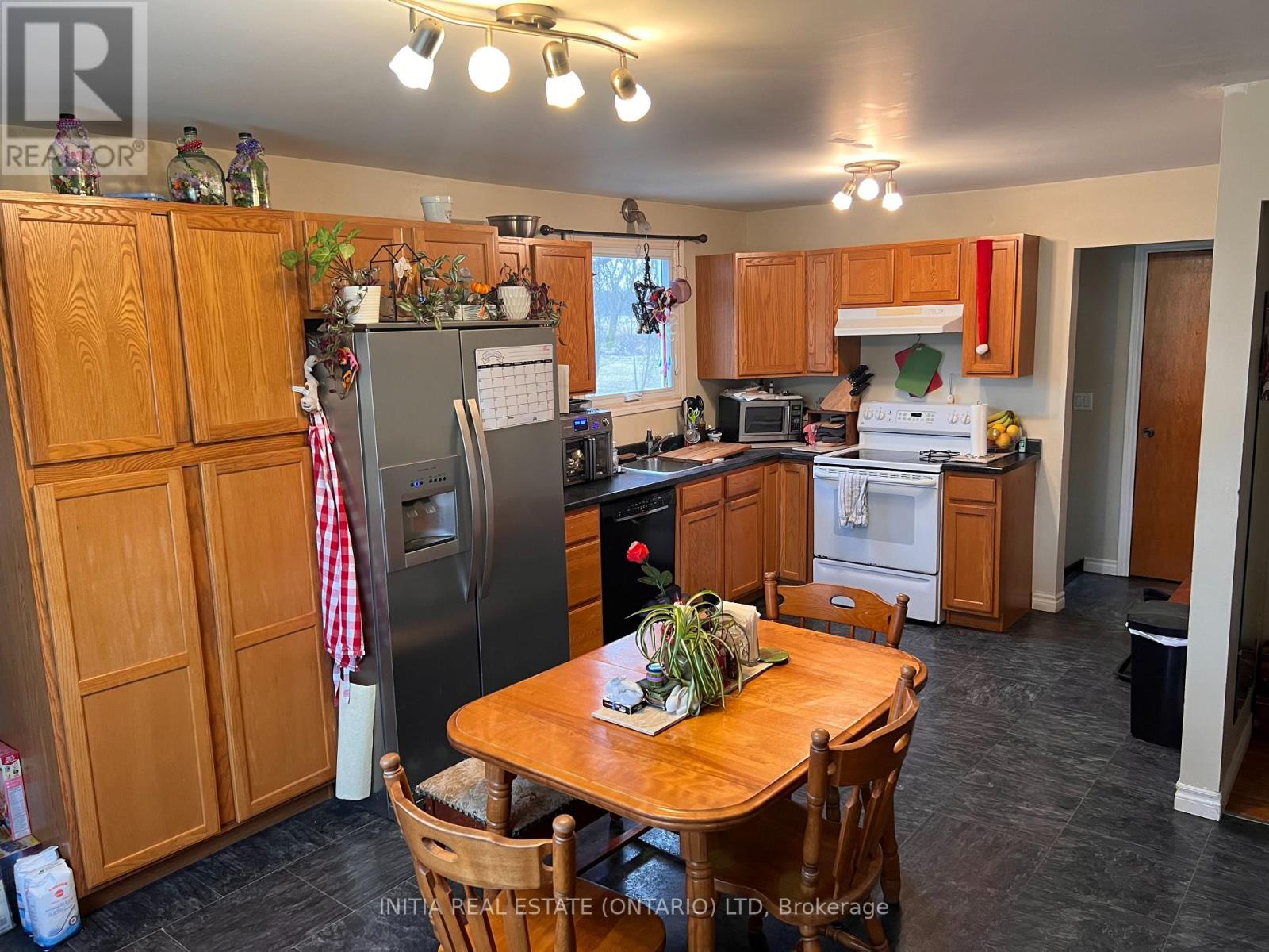 69228 Corbett Line, South Huron, Ontario  N0M 1N0 - Photo 10 - X12050331