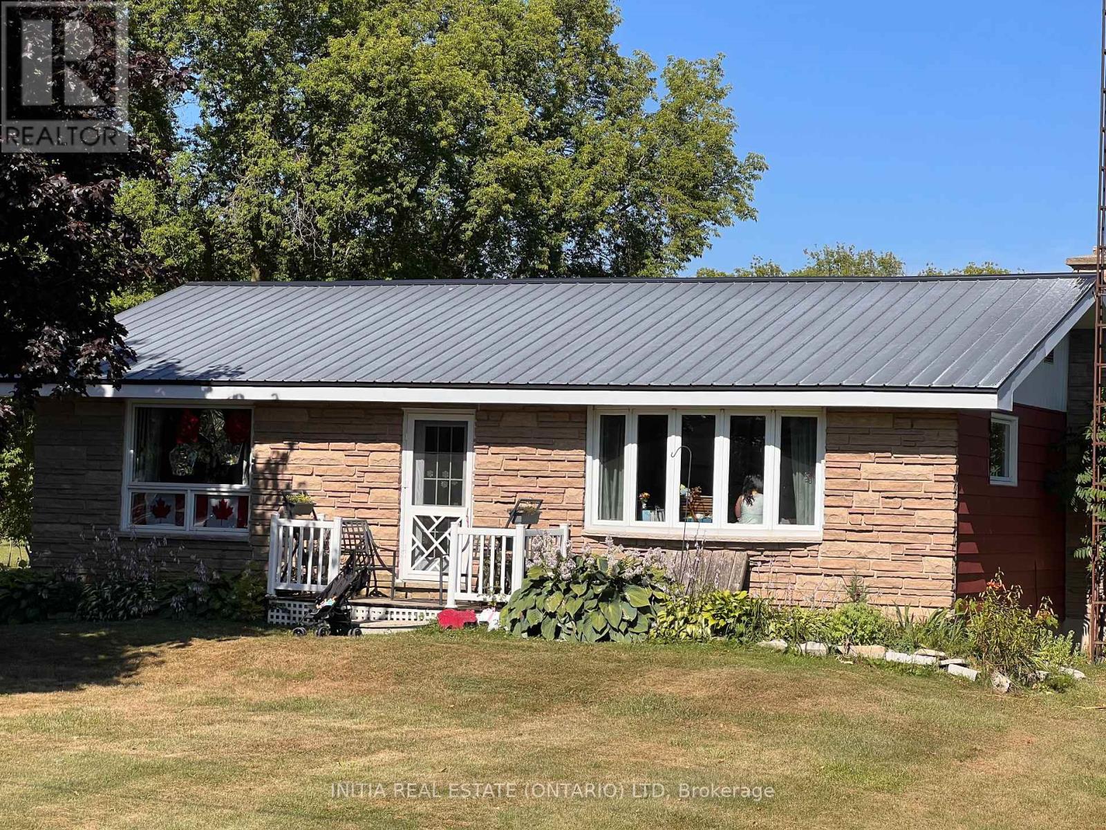 69228 Corbett Line, South Huron, Ontario  N0M 1N0 - Photo 2 - X12050331