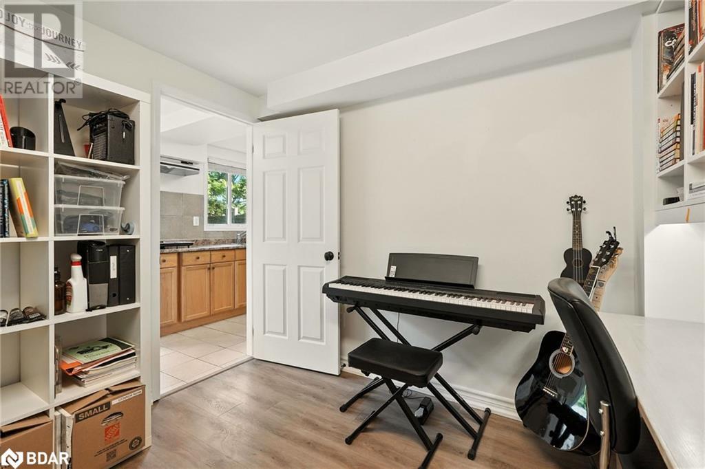 12 Dunnett Drive, Barrie, Ontario  L4N 0H9 - Photo 21 - 40755125