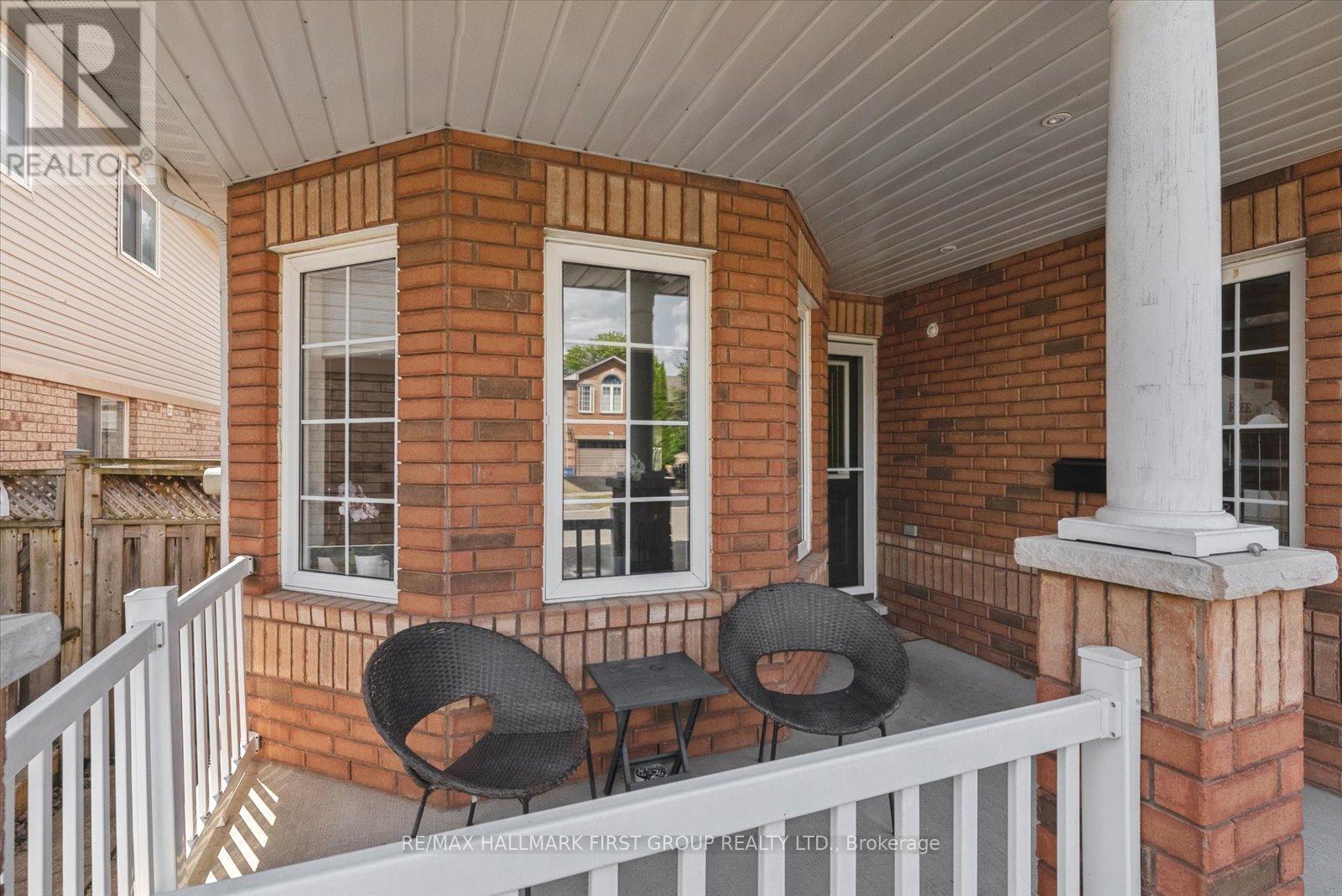 Property at 41 MARCHWOOD CRESCENT image 3