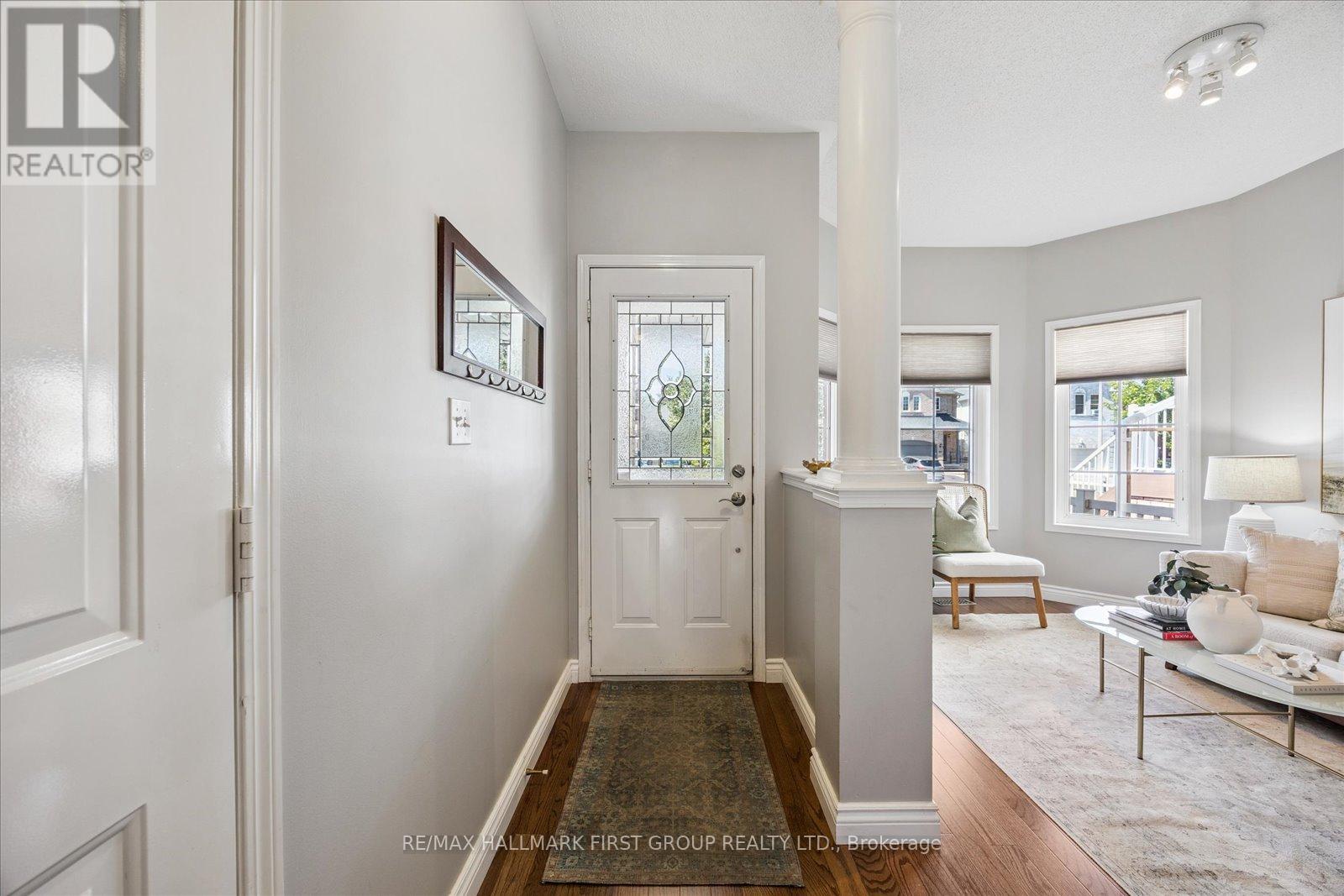 Property at 41 MARCHWOOD CRESCENT image 4